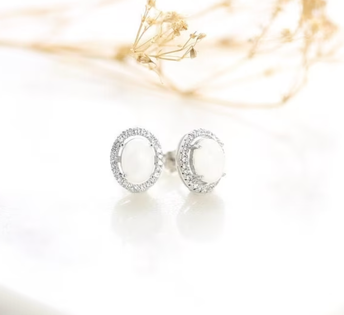 𝐂𝐥𝐚𝐬𝐬𝐢𝐜 𝐎𝐯𝐚𝐥 𝐇𝐚𝐥𝐨 𝐁𝐫𝐞𝐚𝐬𝐭𝐦𝐢𝐥𝐤 𝐄𝐚𝐫𝐫𝐢𝐧𝐠𝐬 (𝐃𝐈𝐘 𝐊𝐢𝐭)