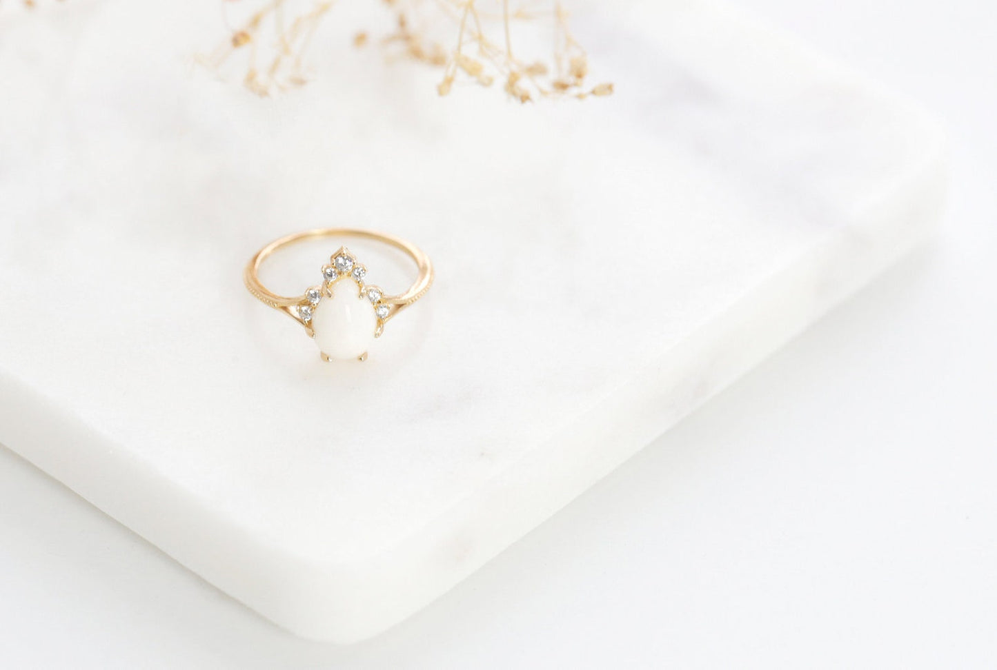 Solid 18K Gold Vintage Crown Teardrop Breastmilk Ring