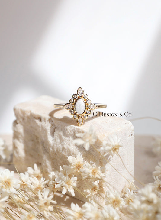 Oval Daisy 18K Gold Vermeil Breastmilk Ring (DIY KIT)