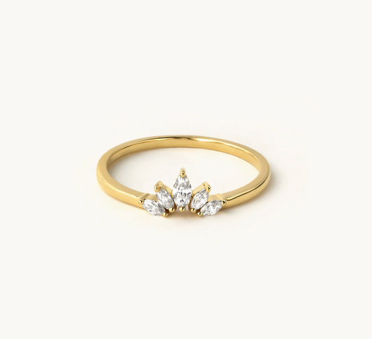 Dainty Crown Ring